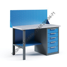 Верстак с драйвером (5 выдвижных ящиков) ВД-1.6  Без экрана - БИЗНЕС МЕБЕЛЬ УРАЛ производство и поставка мебели, Мебель для дома и офиса, мебель на заказ, Офисная мебель Екатеринбург,изготовление Торгового оборудования